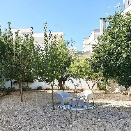 Lapilanoa - & Pool 4* Nardo